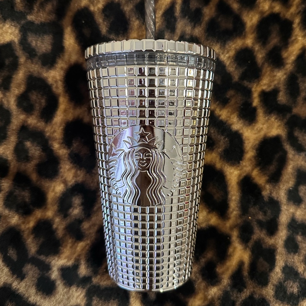 Starbucks Grande Tumbler - Metallic Silver